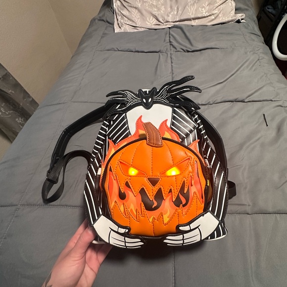 Nightmare before Christmas Loungefly Backpack main image 5